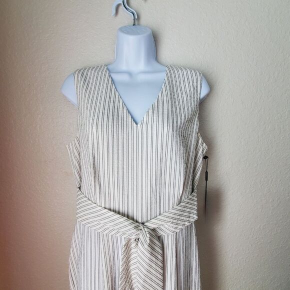 Calvin Klein | Striped Jumpsuit | Size 10 - Picture 6 of 9